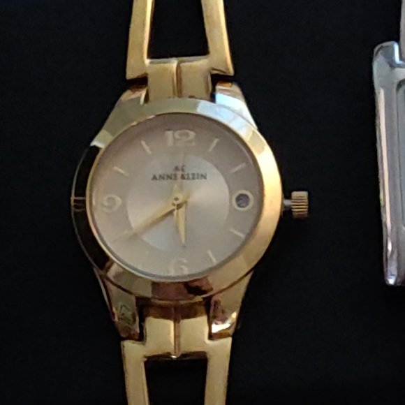 Amaze-Zing (B2) Sale!!: #48 Anne Klein Bracelet Watch Trio - Picture 4 of 9